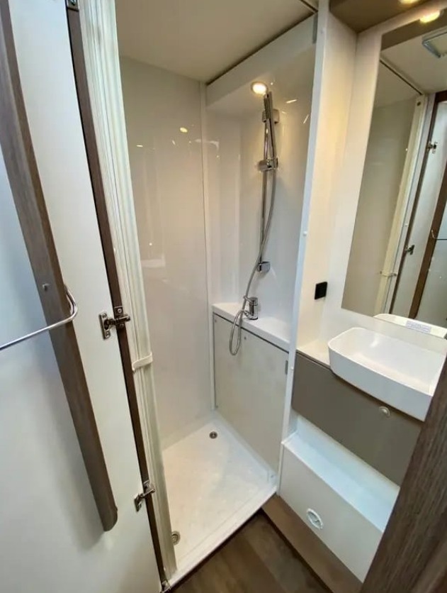 obytné auto Carado A464, 2024, Fiat Ducato - 4