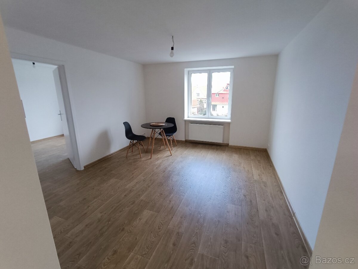 Pronájem bytu 2+1 (50m2) v Mostě na Zahražanech - 4