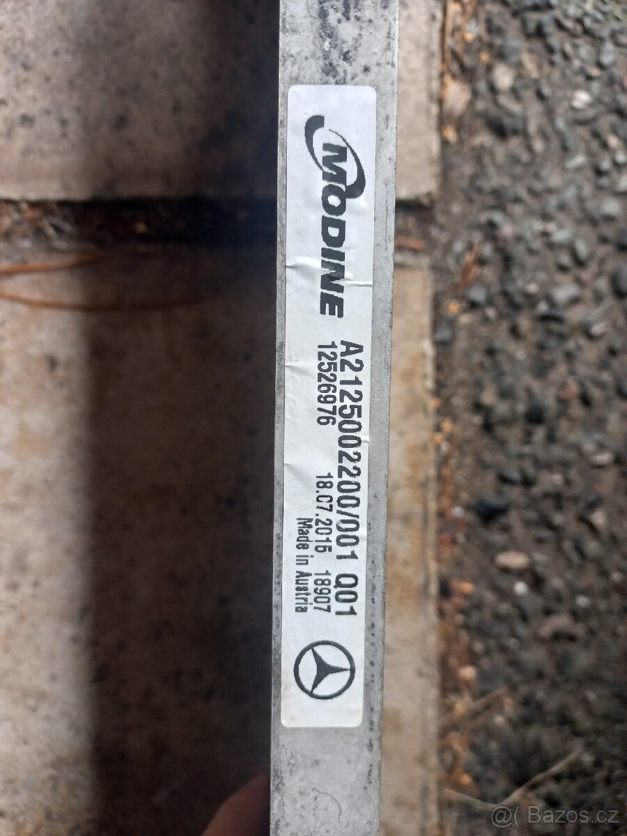 Chladič převodového oleje Mercedes W212 - 4