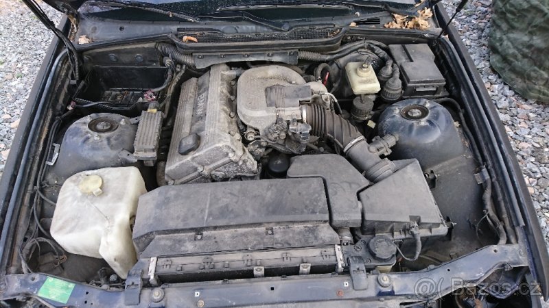BMW E36 318ti compact- pouze 130tis km - 4