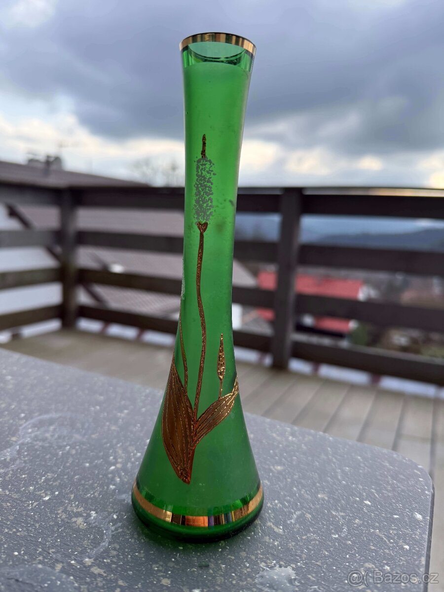 Vázy - nález z půdy - 4