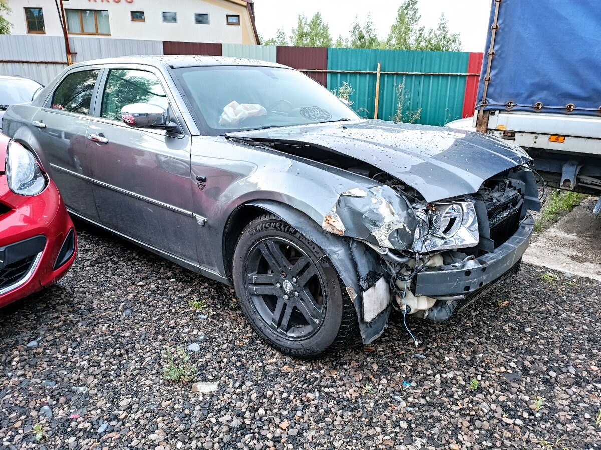 Chrysler 300C 3.0CRD - 4