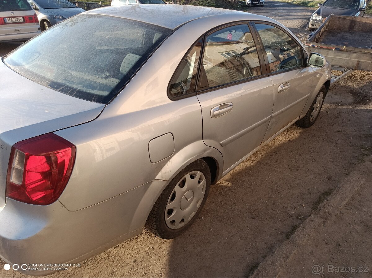 Chevrolet lacetti - 4