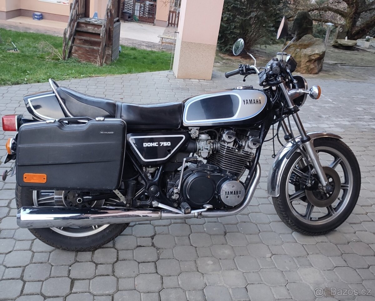 Yamaha XS750 1977 - 4
