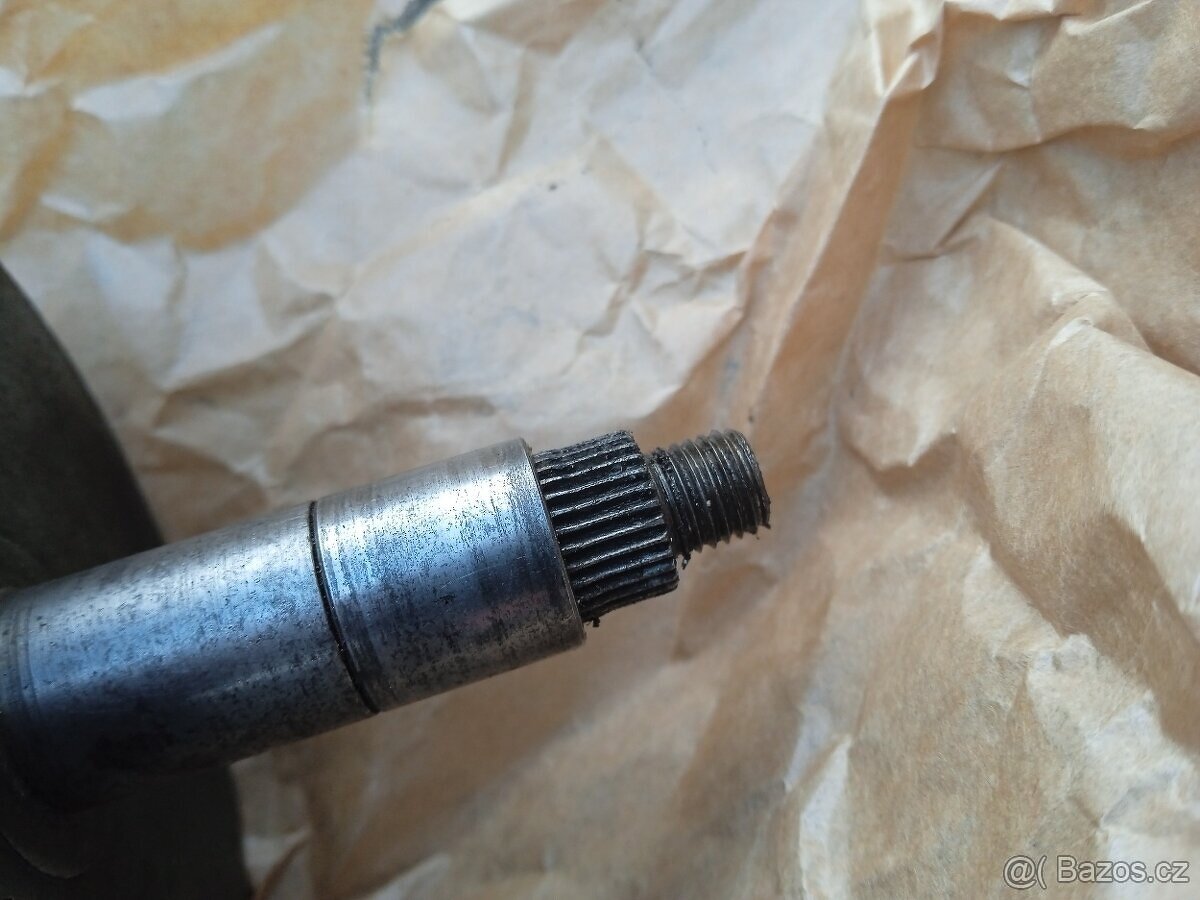 Klika, kdysi zrepasovaná, Stadion S11 a S22 - 4