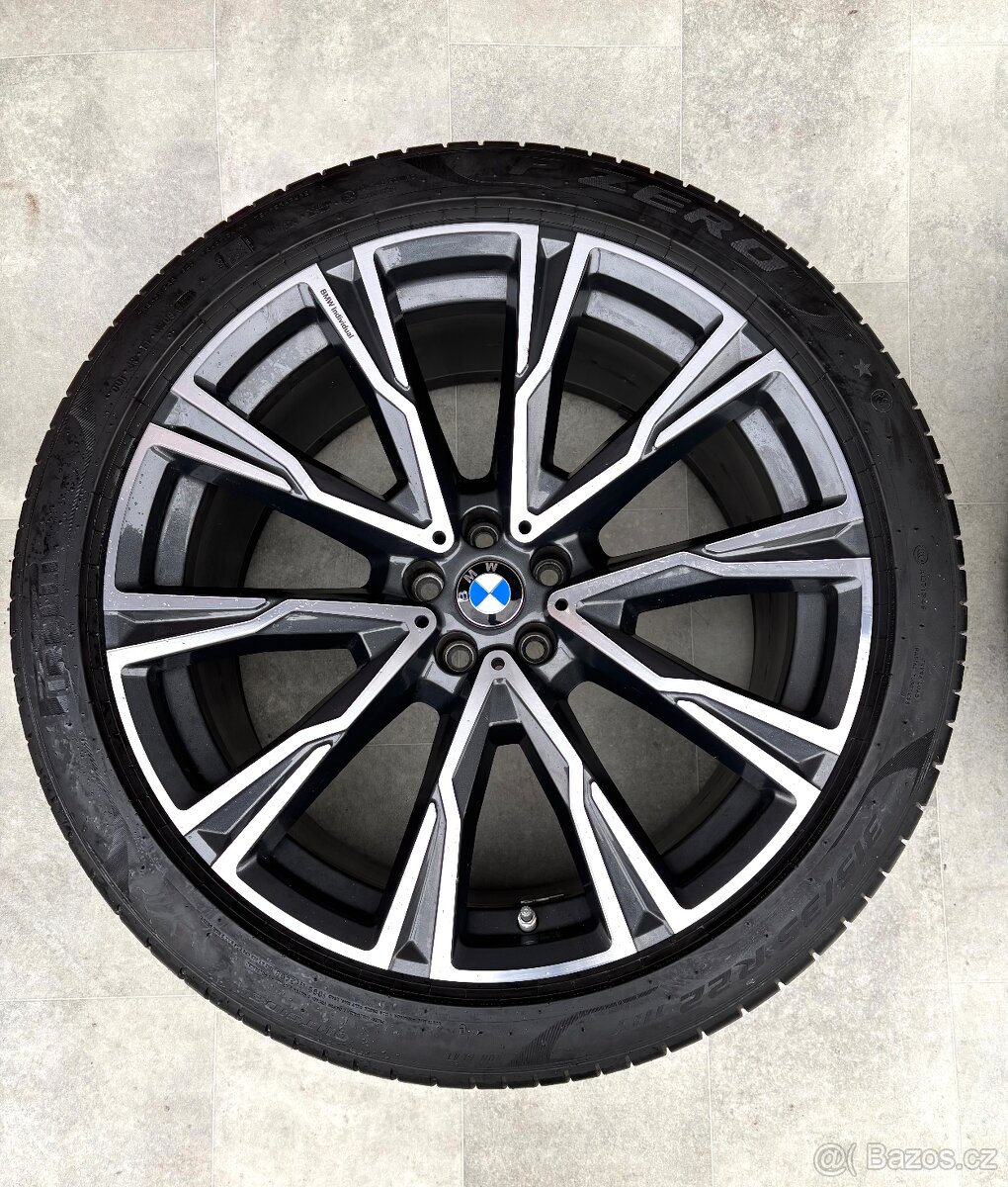 BMW R22 X7 Bmw Individual 22” Styling 758 5x112 - 4