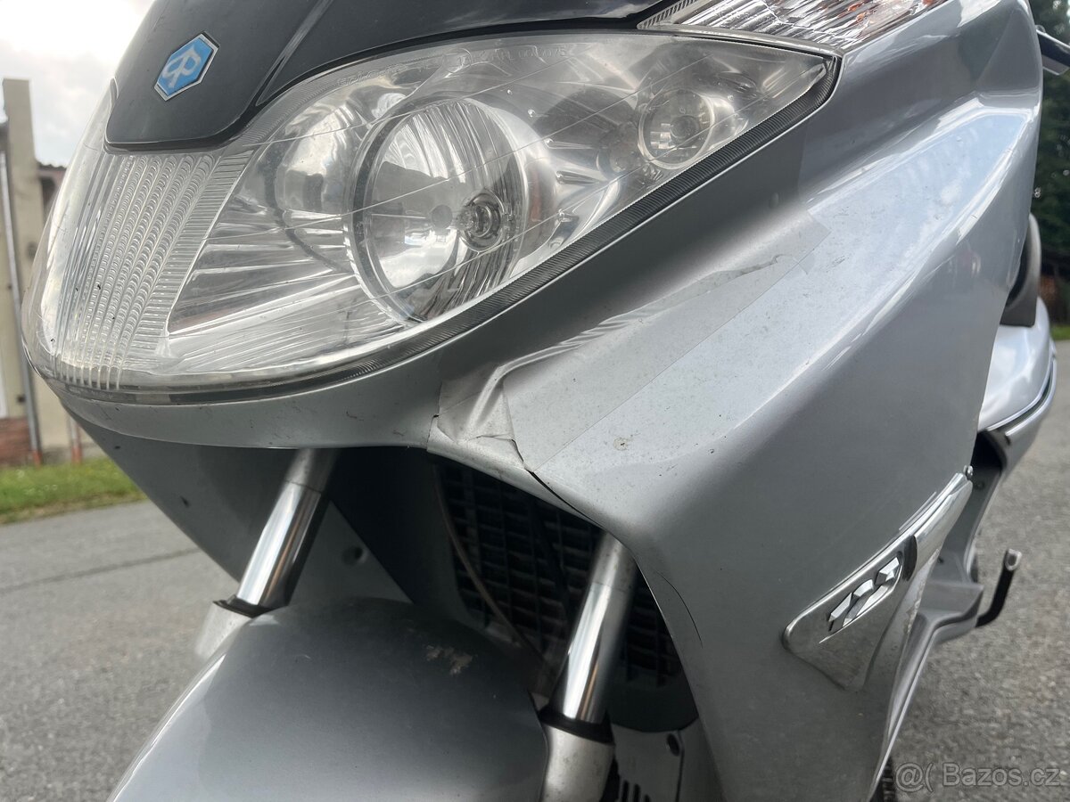 Skútr piaggio x8 125ccm - 4