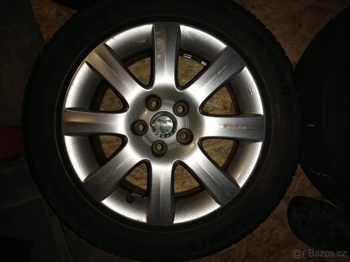 Lita kola Fabia, Roomster 15 - 4