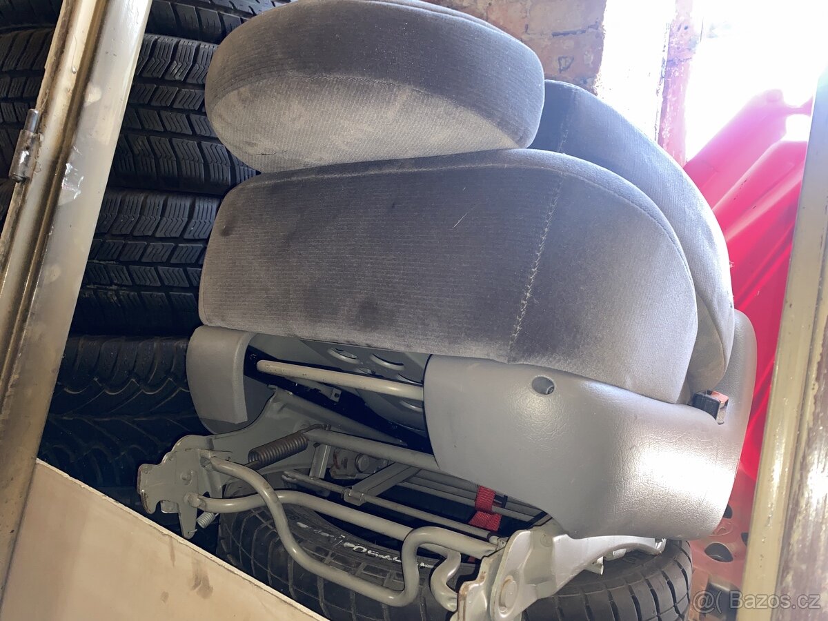 prodám přední/zadní sedačky Alhambra Galaxy Sharan - 4