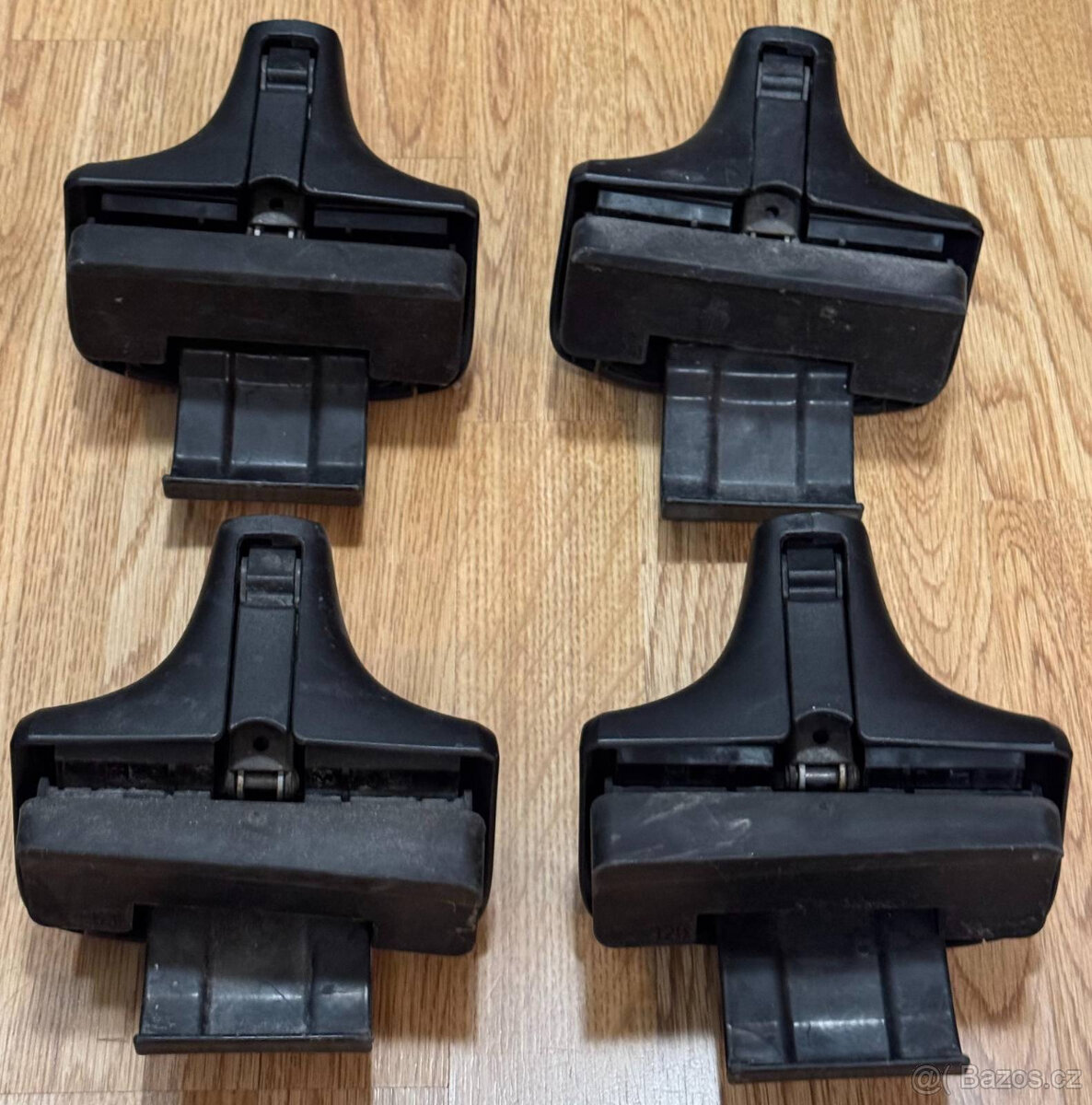 Thule patky 754 + 4 zámečky + kit 1354, střešní nosič - 4