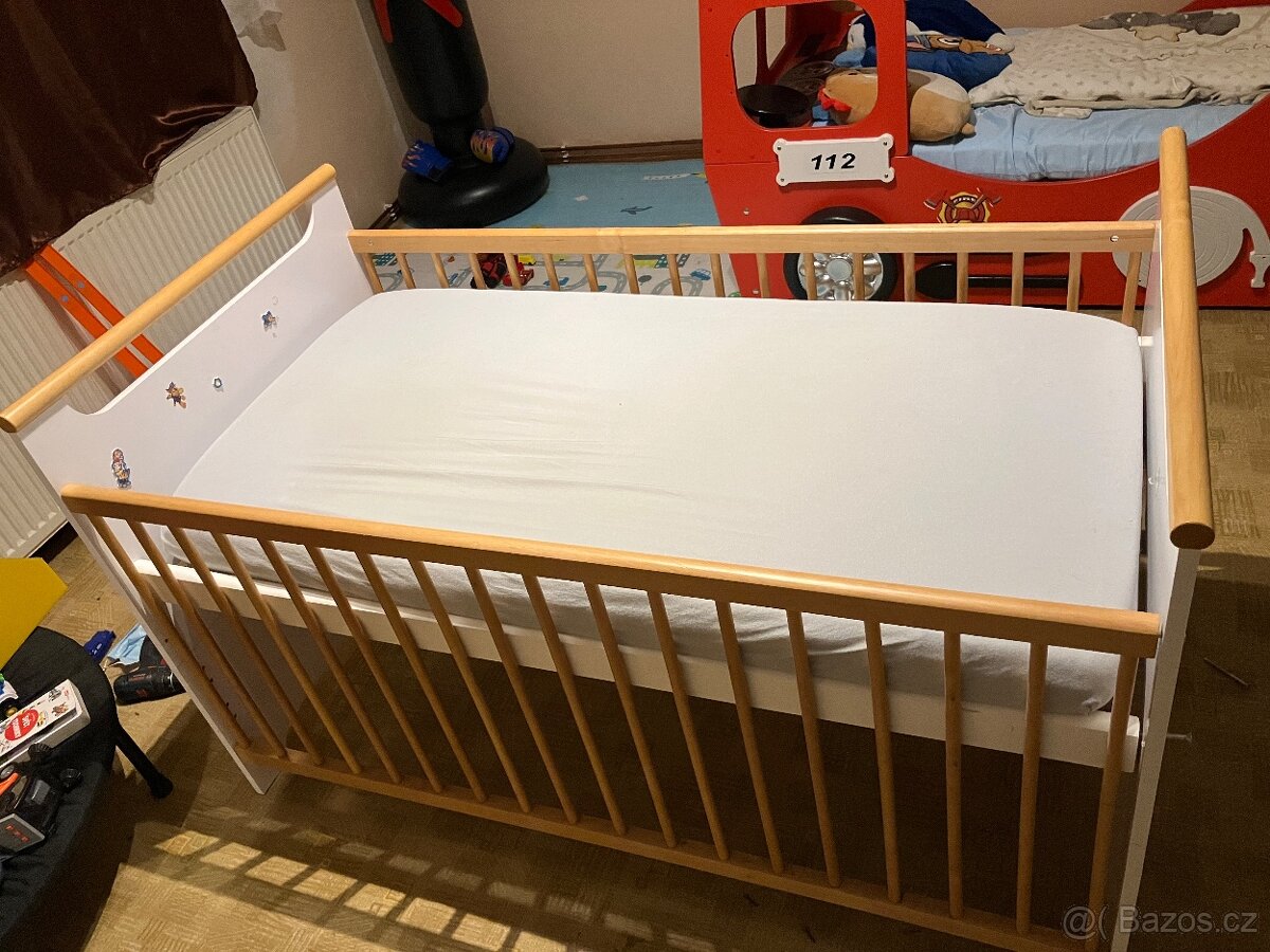 Dětská postýlka. Nastavitelná na 3 polohy - 4