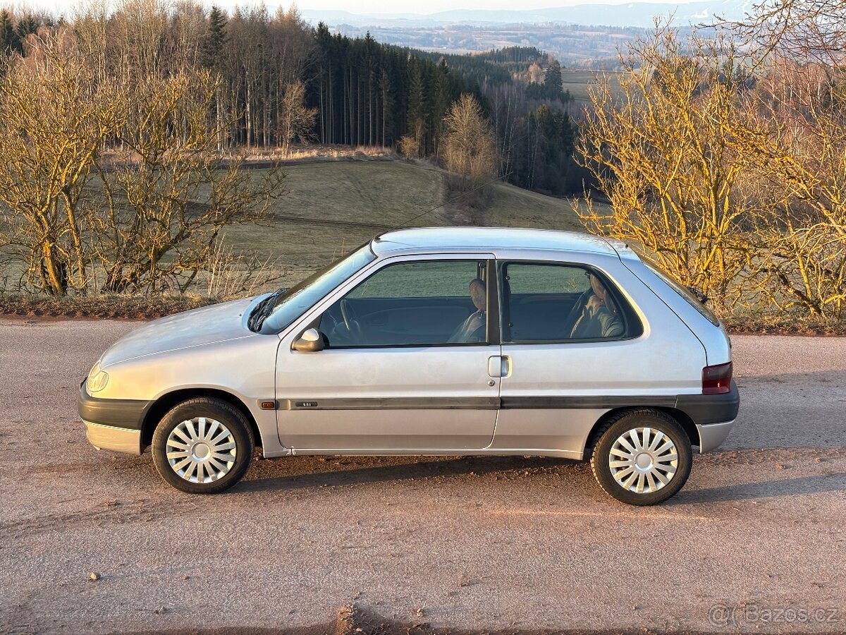 Citroen Saxo 1.1 40kw 1998 - 4