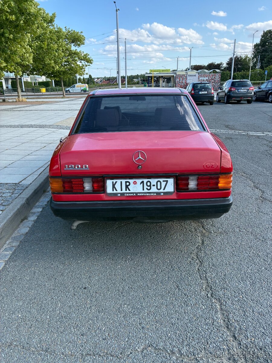 Mercedes W201 190D - 4