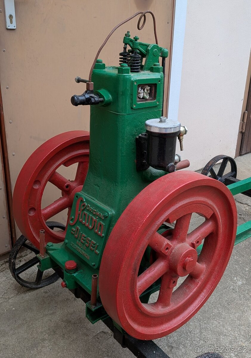 Stabilní motor Slavia Diesel 4HP - 4
