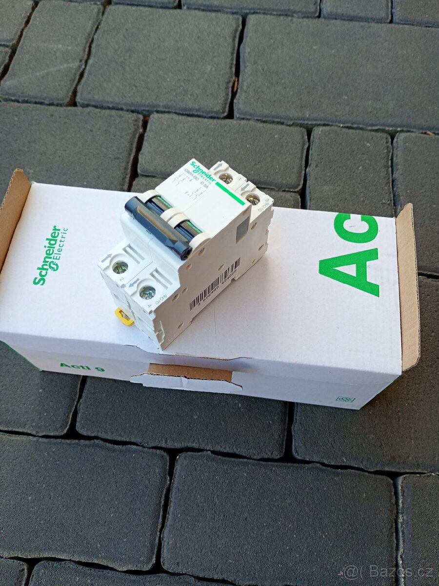 Elektro komponenty Schneider - 4