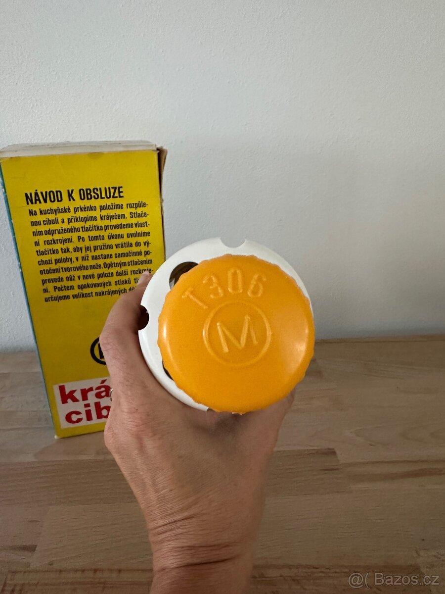 Retro kráječ cibule - 4