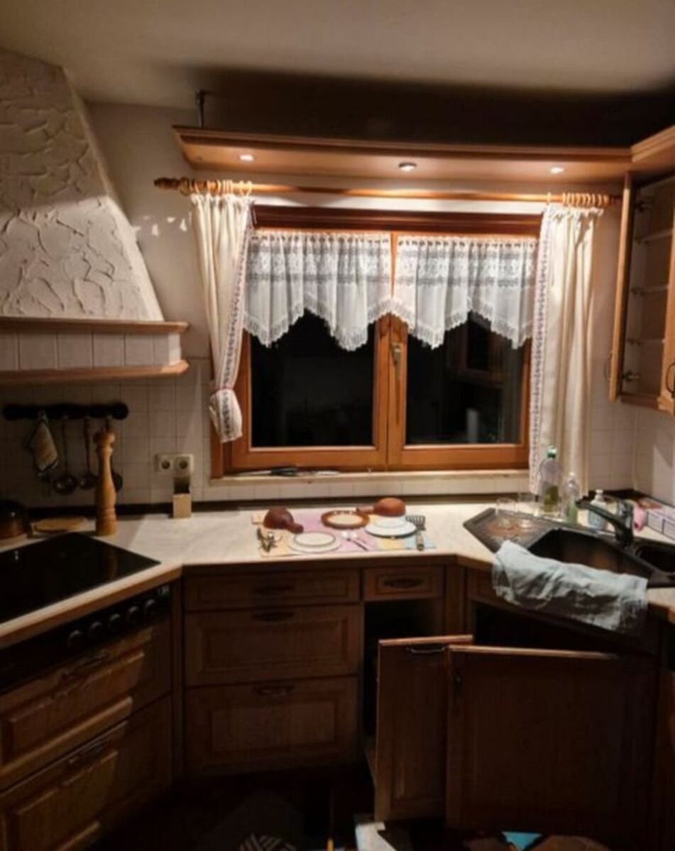 Dubová rustikální kuchyně se spotřebiči,5678 - 4