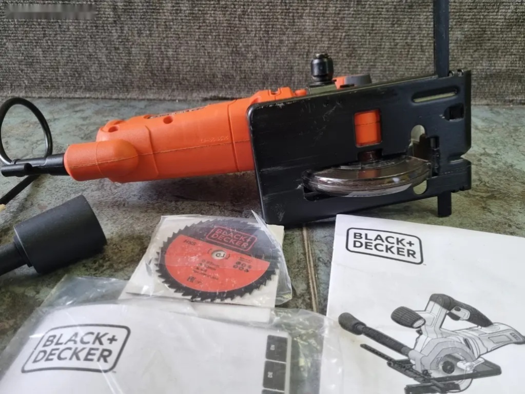 Okružní pila Black&Decker BES510-QS 400W - 4