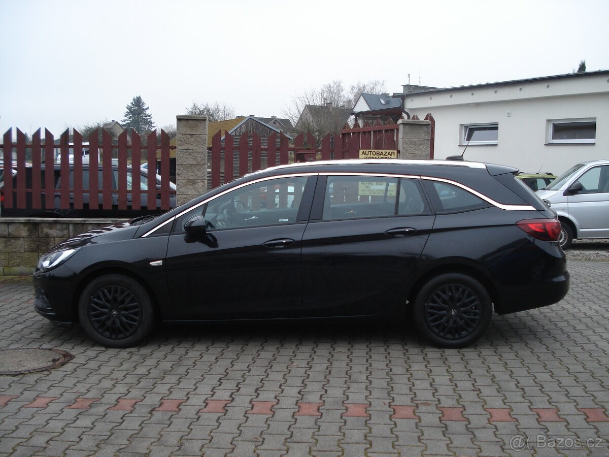 Opel Astra Kombi 1.6 CDTI,ČR,SERVISKA,NOVÁ STK,MODEL 2018 - 4