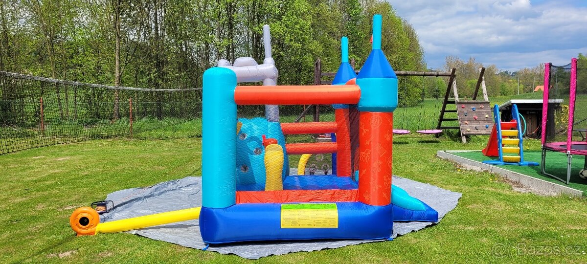 Skákací hrad - Rytířský - 4