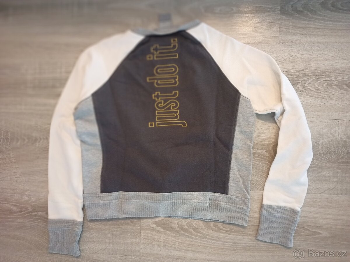 Značková mikina - 4