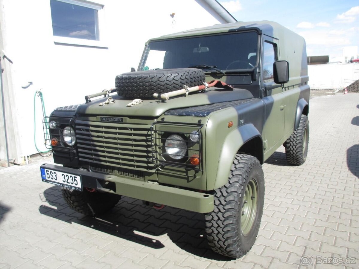 LAND ROVER DEFENDER, TD 5 vojenský speciál - 4