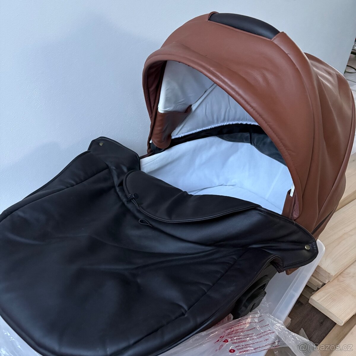 Prodám kočárek Tudore Ranger – koženka - 4