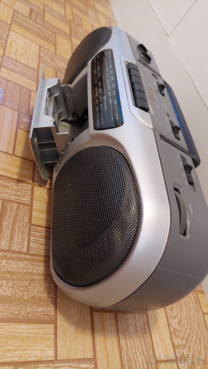 Magnetofon PANASONIC - 4