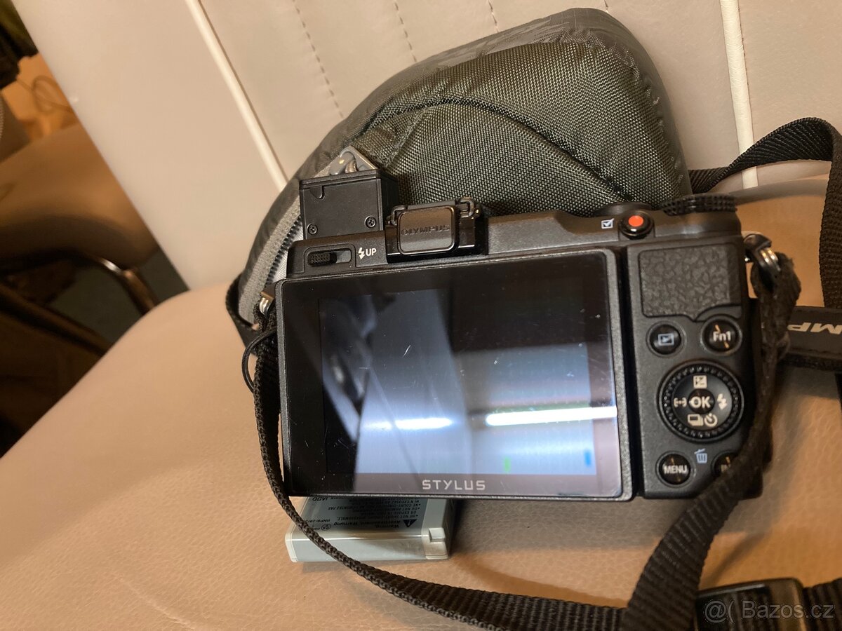 Olympus XZ-2 profi kompakt TOP stav - 4