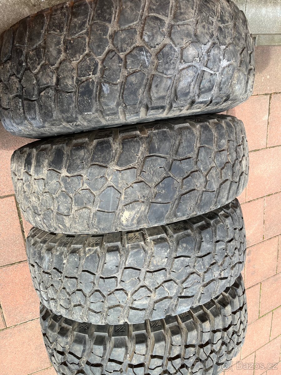 235/75 r15 Mud terrain