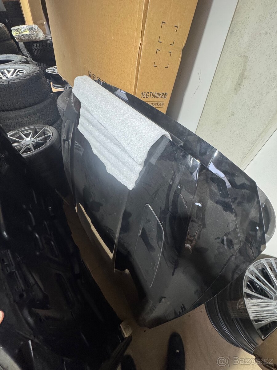 Predni kapota Ford Mustang S550 - 4