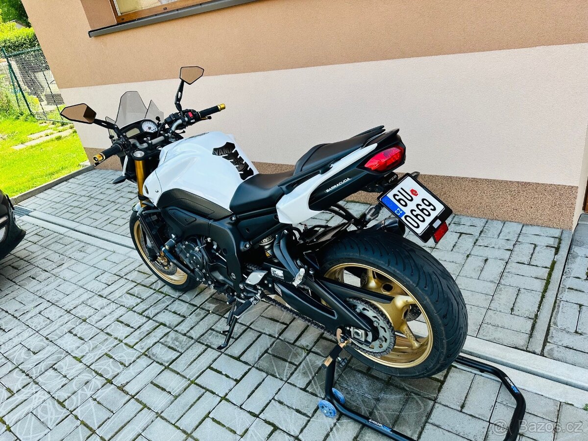 Yamaha FZ8N - 4