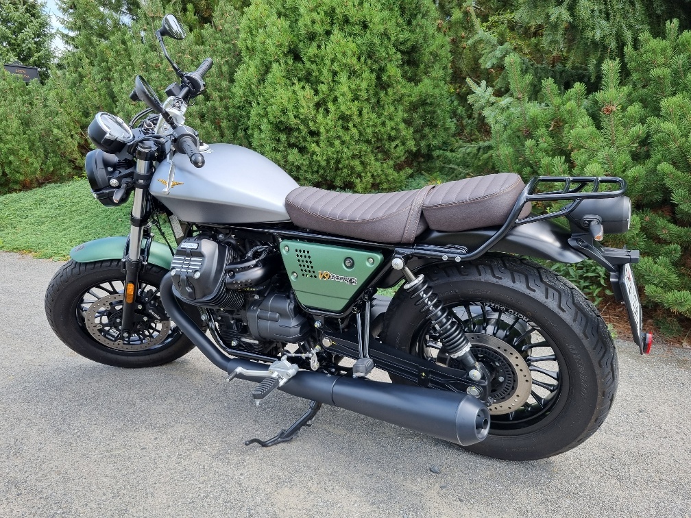 Moto Guzzi V9 Bobber+helma+nášivka a zlatá orlice - 4