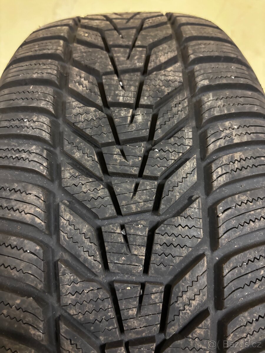 Zimní pneu Hankook 225/50 R18 - 4