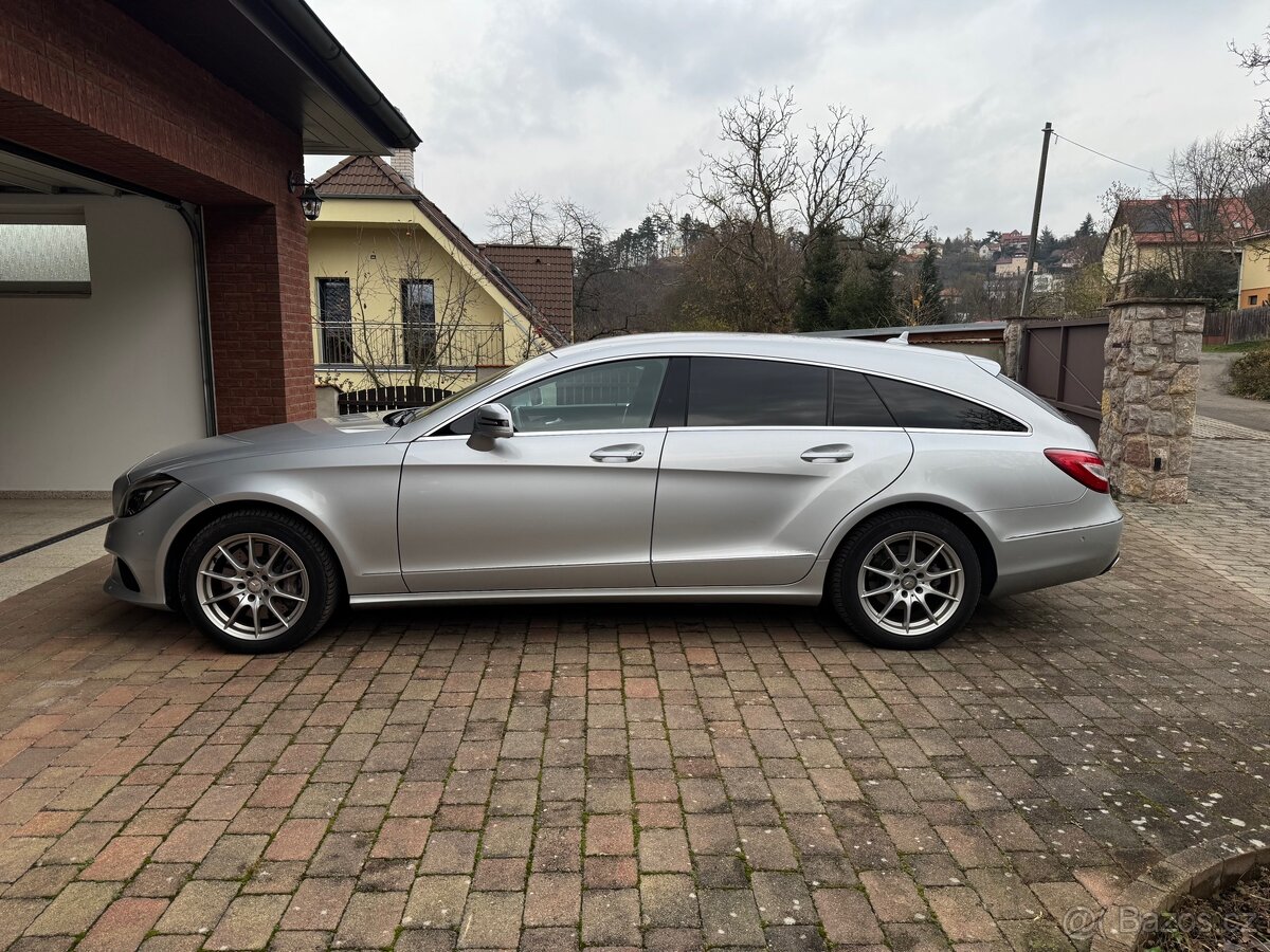 Mercedes-Benz CLS 350 CDI 4Matic Shooting Brake - 4