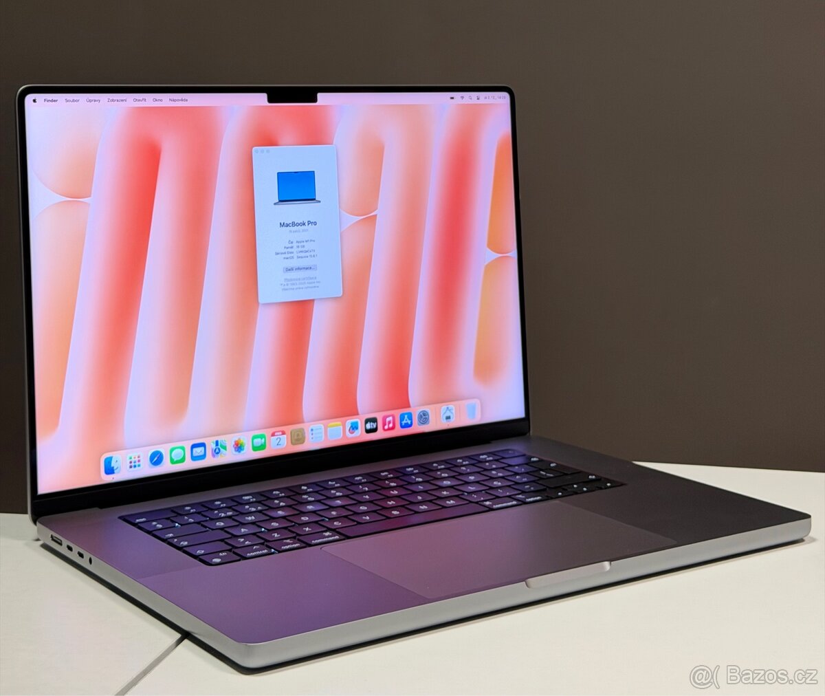 MacBook Pro 16” (2021) M1 Pro, 16 GB RAM, 512 GB SSD Záruka - 4
