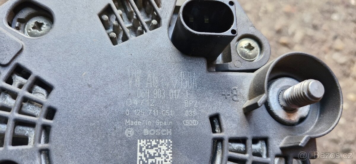 Alternátor Audi A4 A5 Q5 1.8 TFSI 2.0 TFSI - 4