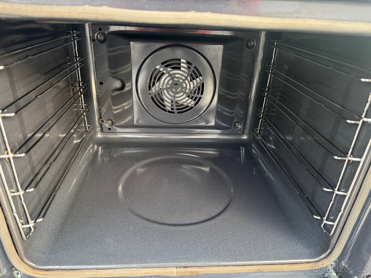 Nevyužitá trouba Electrolux s pyrolízou,pc 11500kč - 4