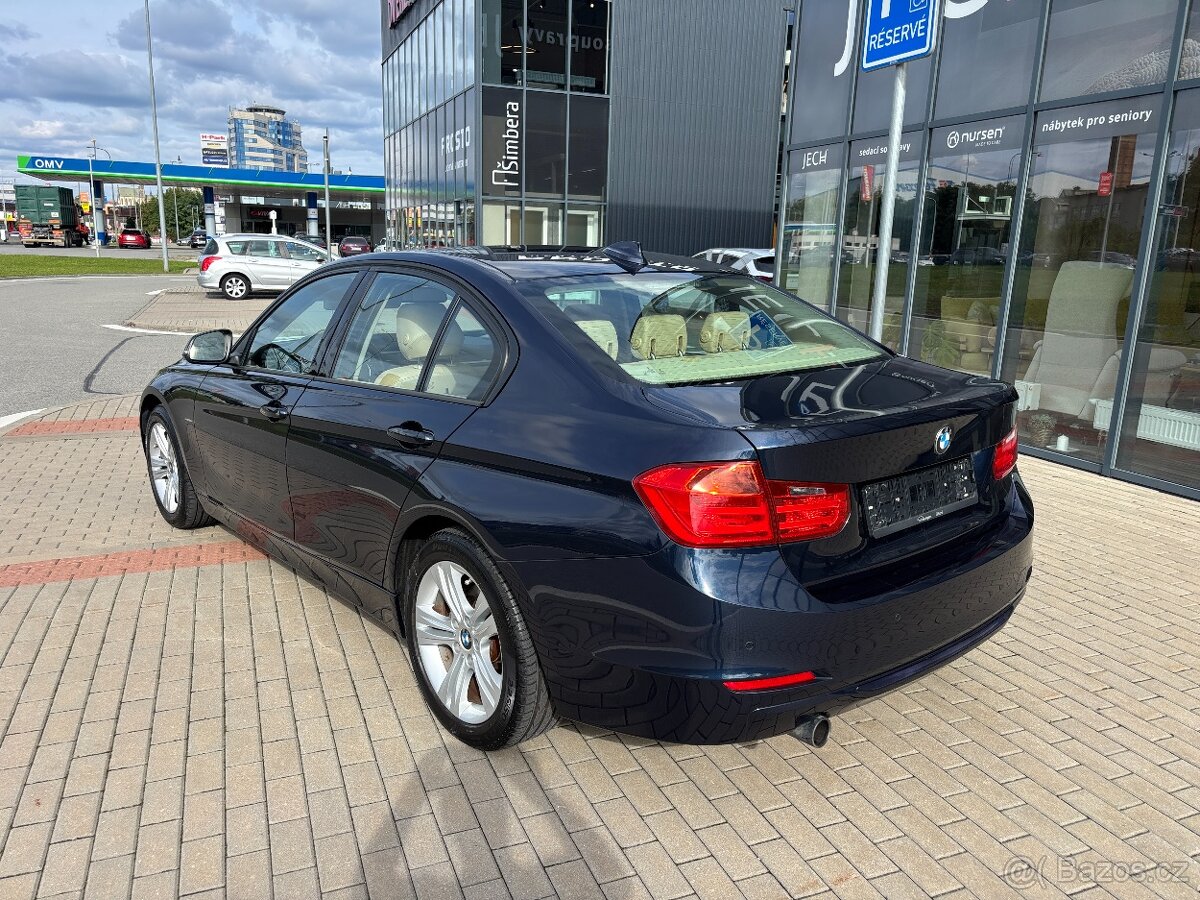 BMW Řada 320i 135kW - 4