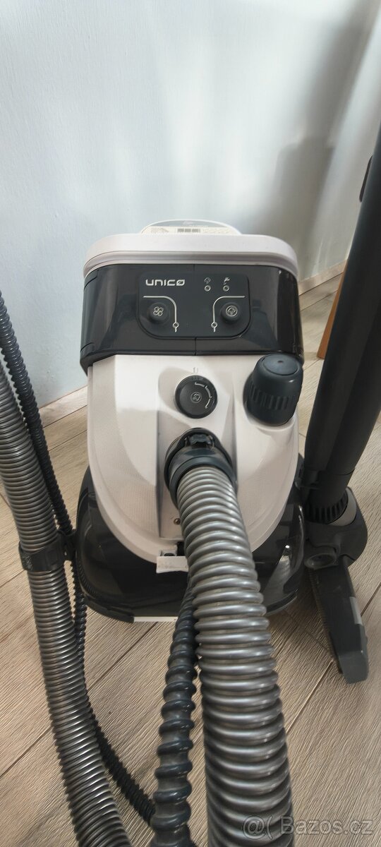 Parní vysavač POLTI Unico - 4