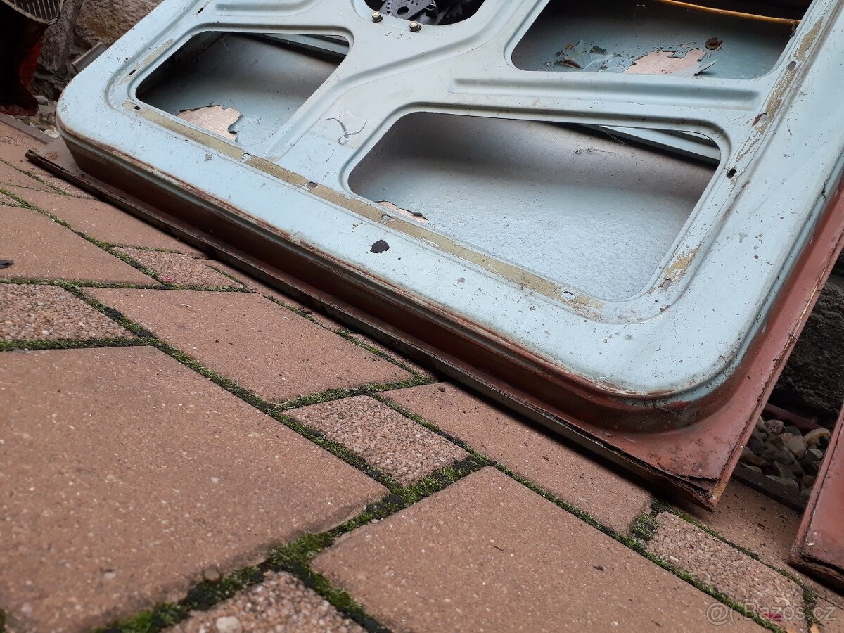 Dveře Trabant 601 prvni typ - 4