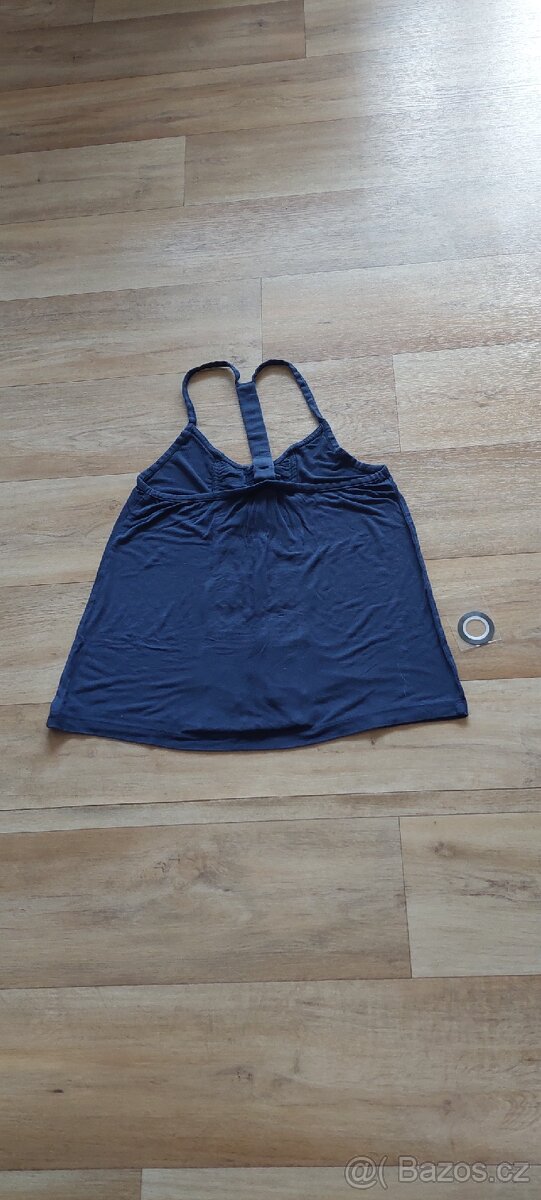 Dámské tílko, velikost: S - 4