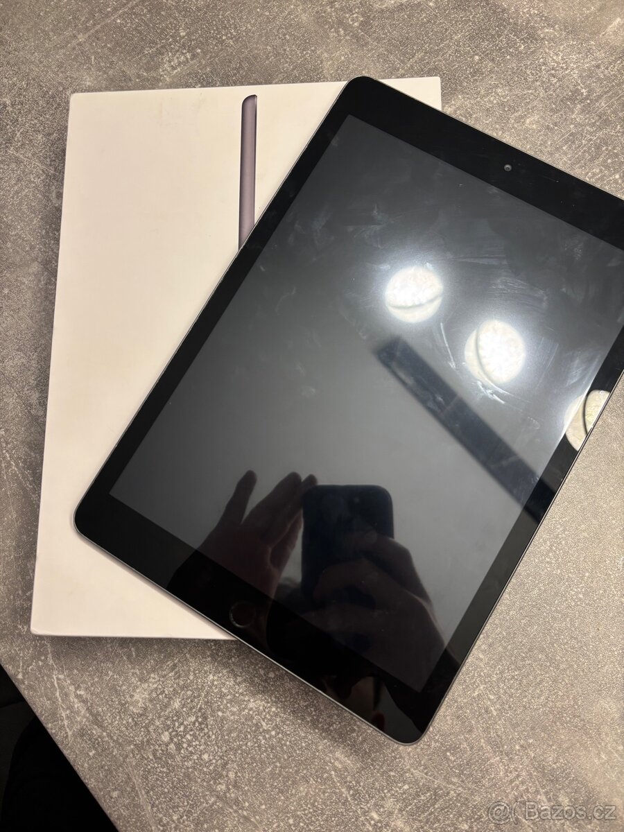 iPad 8 10.2 2020 - 4