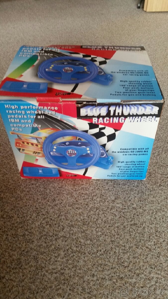 volant a pedály - 4