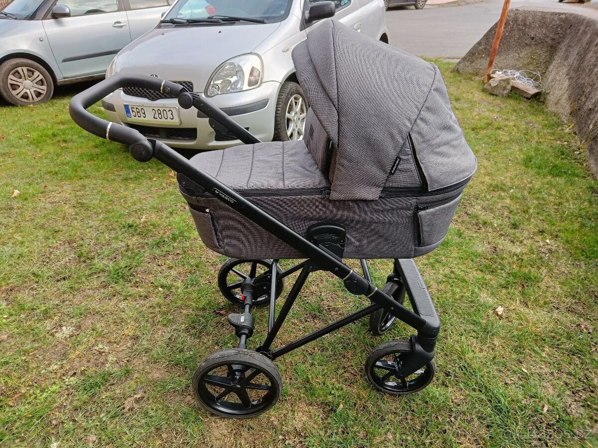 Zánovní Kombinovaný kočárek Adamex Vasco - záruka 9/2026 - 4