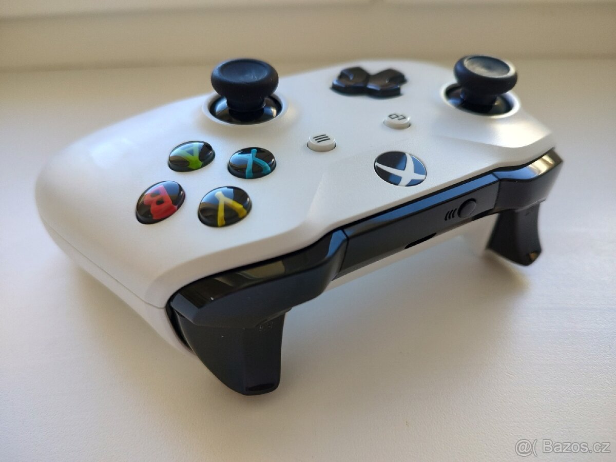 Ovladač Xbox one - 4