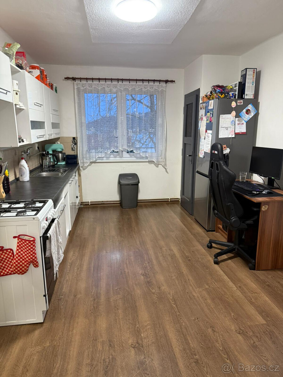 Prodám byt 2+1 v Příbrami - 4