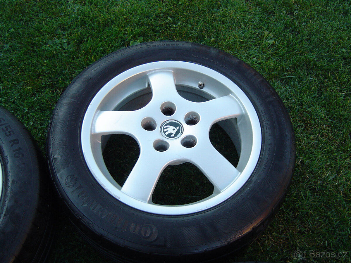 4XLETNÍ HLINÍKOVÁ KOLA ŠKODA OCTAVIA III,II 205/55 R16 - 4