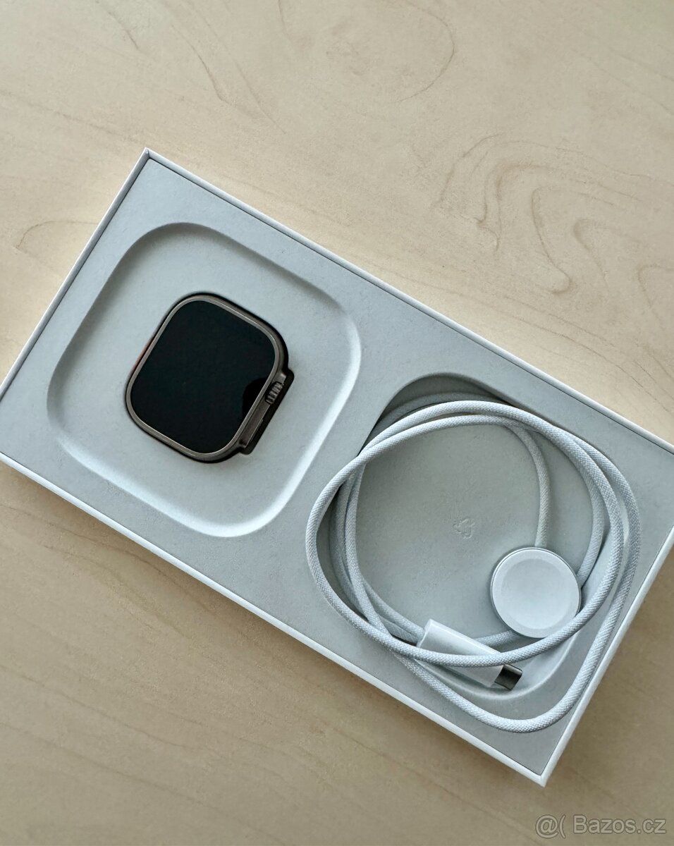 Apple Watch Ultra 49mm Titanium 1. generace - 4