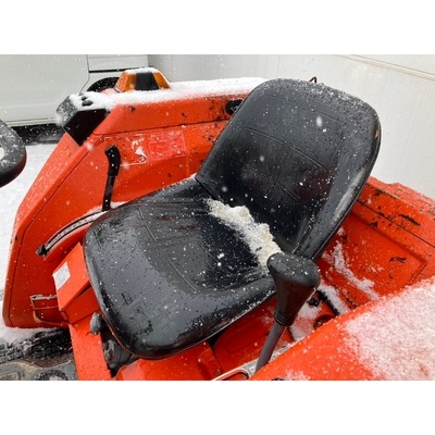 Malotraktor Kubota s čelním nakladačem - 4